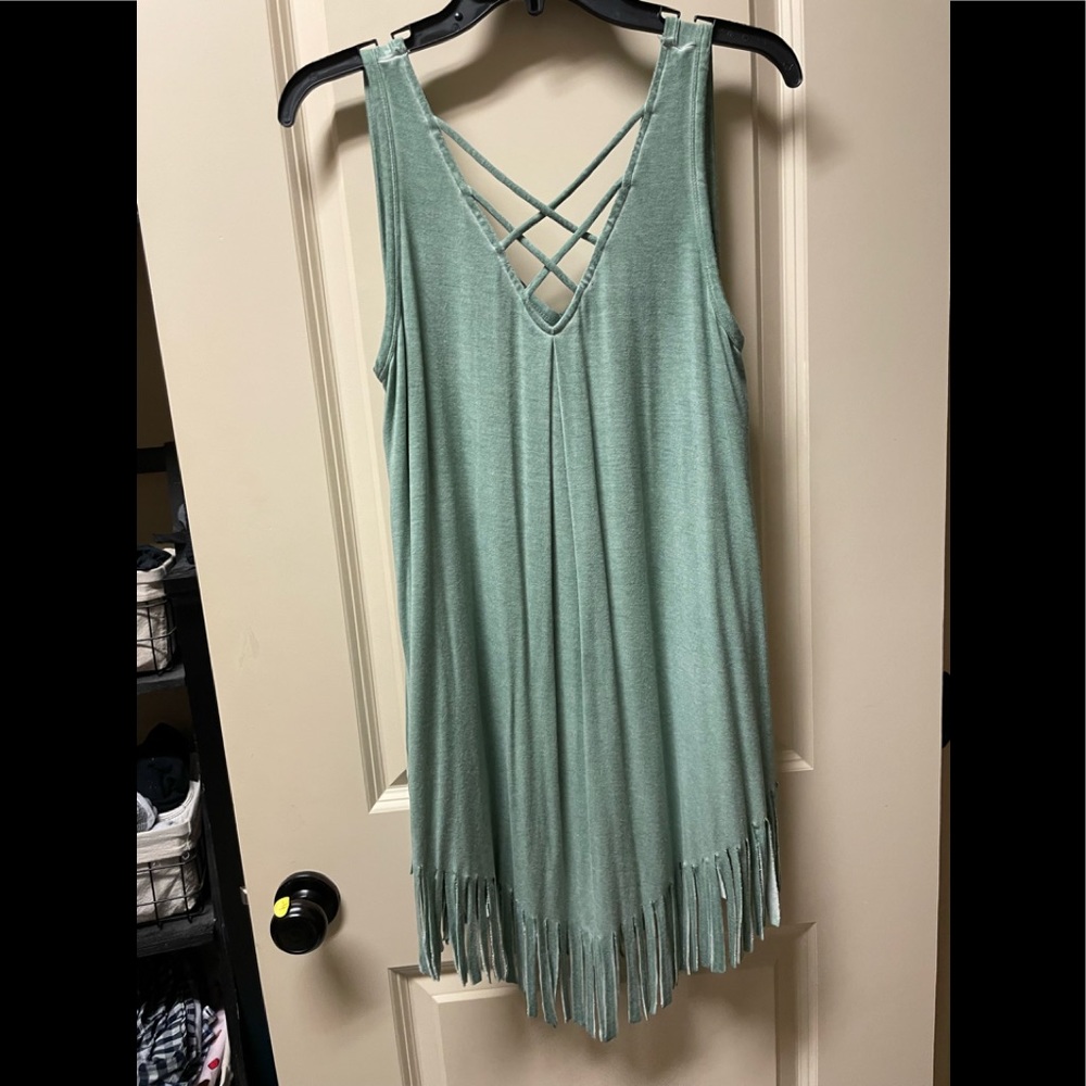 Women’s small Umgee fringe top